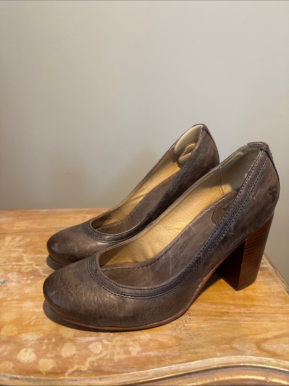 Frye Women's Dark Brown Leather Block Heel Pumps